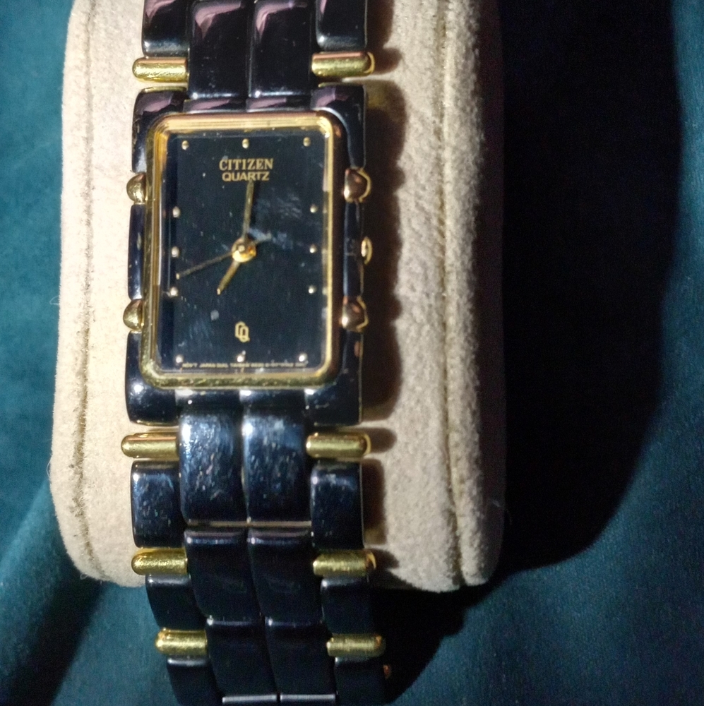 Elegant ladies Citizen wristwatch